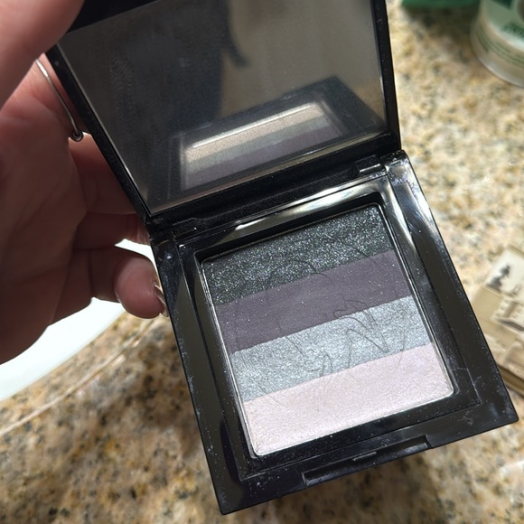 Make-up bundle sample sized/palettes full size - Picture 3 of 4